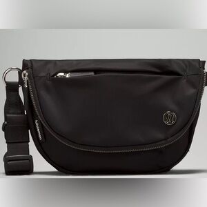 Lululemon 2L Micro Festival Bag